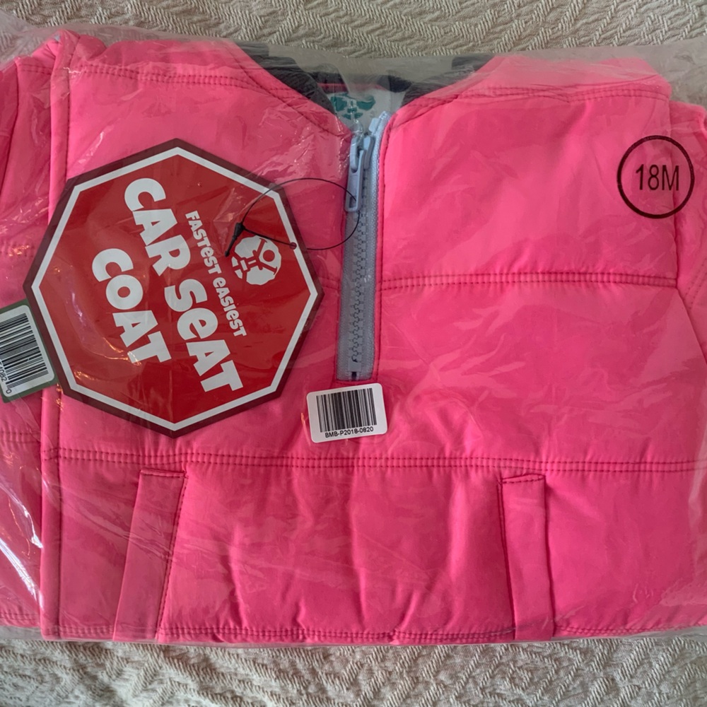 Buckle Me baby car seat coat 18m NWT